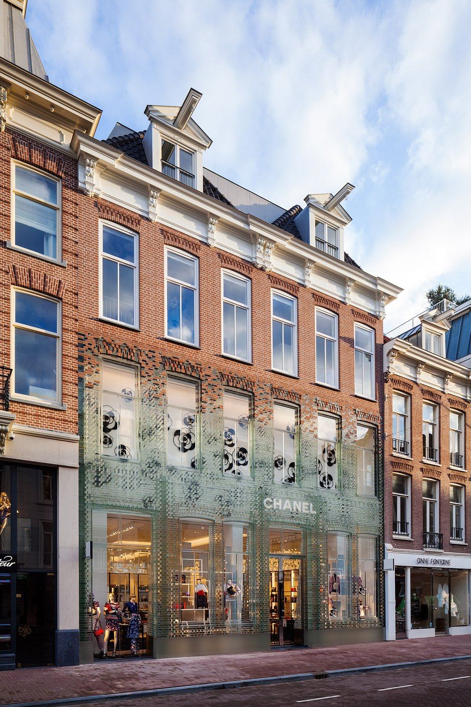 Chanel crystal houses amsterdam boutique MVRDV