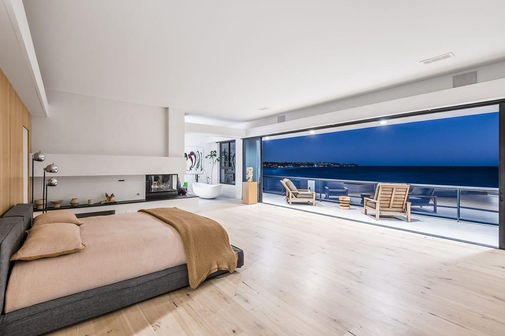 House Tour: Steve McQueen's $16.9 Million Malibu Beach Home